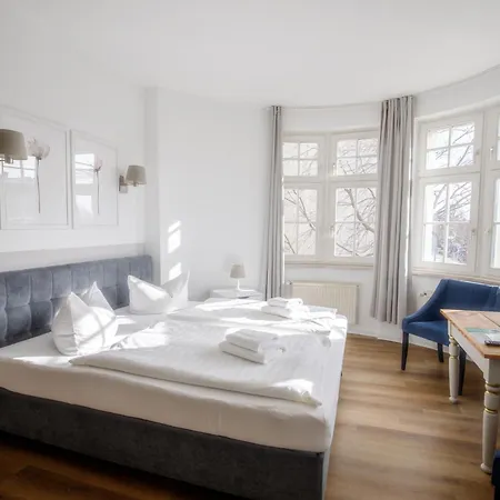Hotel 1912 3*